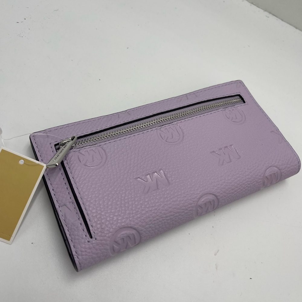 MICHAEL KORS Carson Large Logo Debossed Snap Wallet
Light Quartz 
NWT - Picture 5 of 16